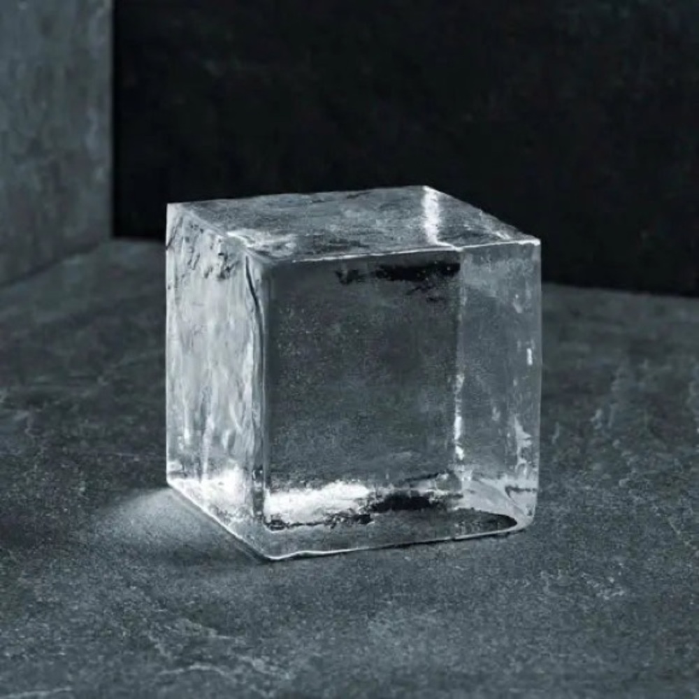 Tovolo King Cube Clear Ice System - Brand New